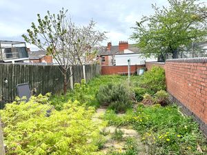 Photo 6- click for photo gallery